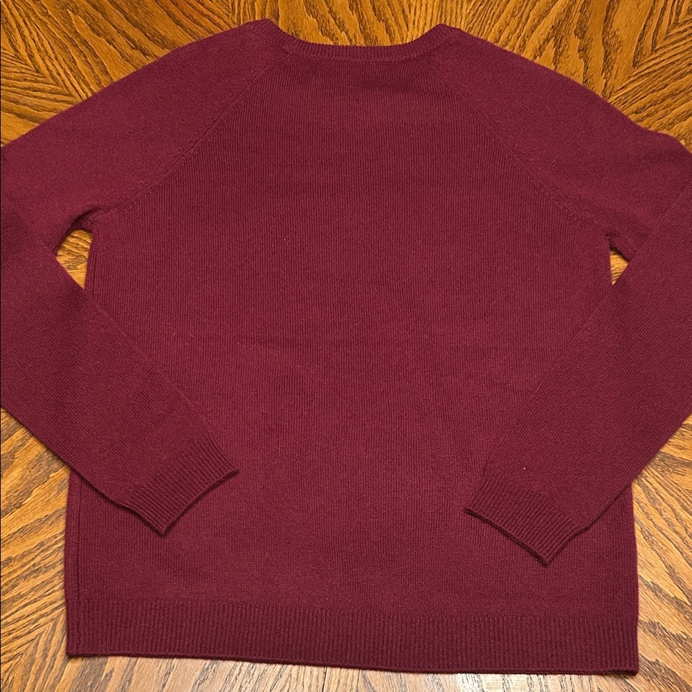 NWOT Cashmere Burgundy Long Sleeve Crew Neck Sweater. Size S - Picture 3 of 10